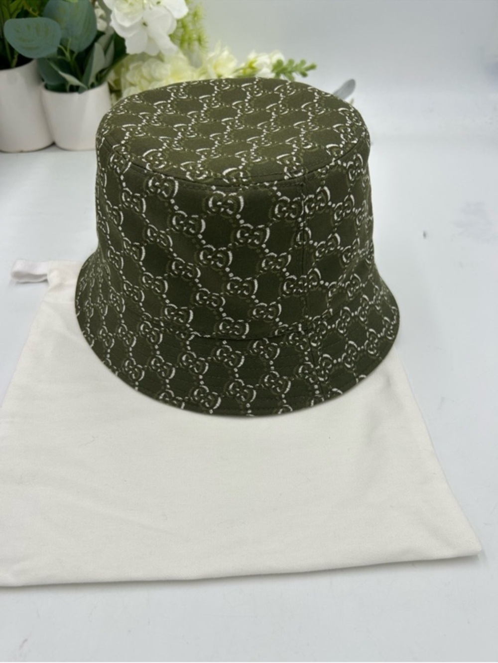 Men’s Gucci, GG shadow jacquard cotton bucket, hat, size small made in Italy